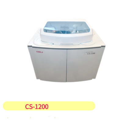 เครื่องวิเคราะห์เคมีแบบตั้งโต๊ะสำหรับการทดสอบเลือด 800T/H เครื่องวิเคราะห์เคมีในเลือด
